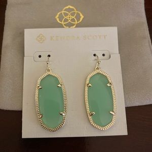 Kendra Scott Elle Chalcedony Gold Tone Earrings